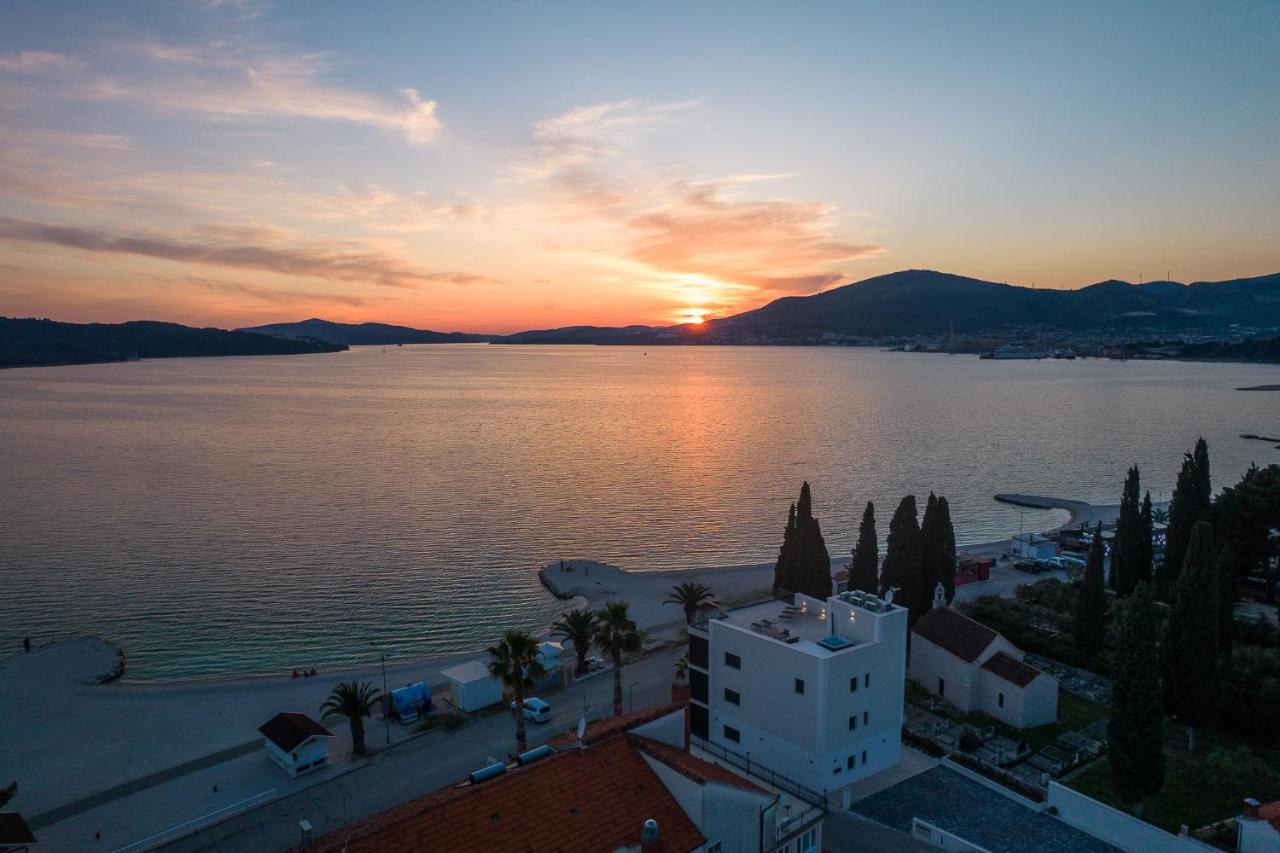 Ero On The Beach Trogir Exterior photo